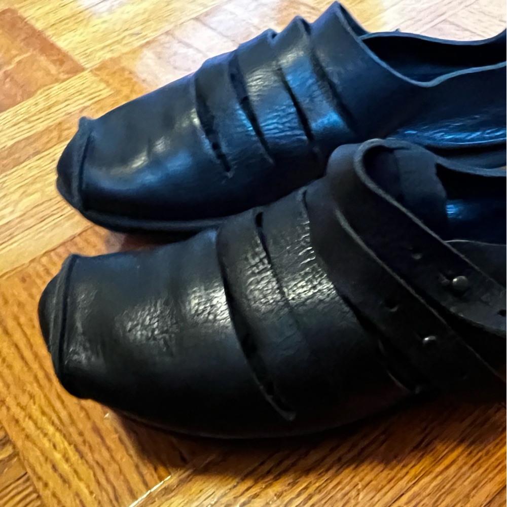 Trippen shoes: strappy, size 38-39